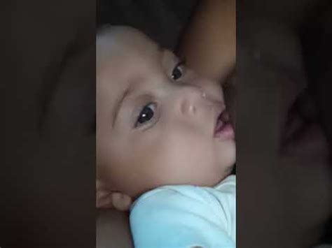 novinha mamando